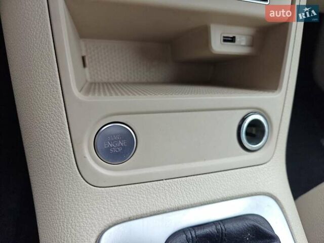 Синий Фольксваген Тигуан, объемом двигателя 1.98 л и пробегом 95 тыс. км за 12500 $, фото 29 на Automoto.ua