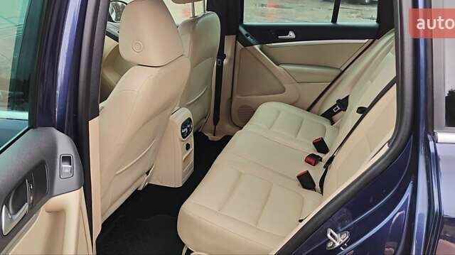 Синий Фольксваген Тигуан, объемом двигателя 2 л и пробегом 129 тыс. км за 12700 $, фото 55 на Automoto.ua