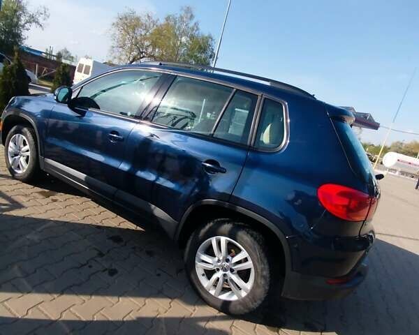 Синій Фольксваген Тігуан, об'ємом двигуна 2 л та пробігом 236 тис. км за 12900 $, фото 8 на Automoto.ua