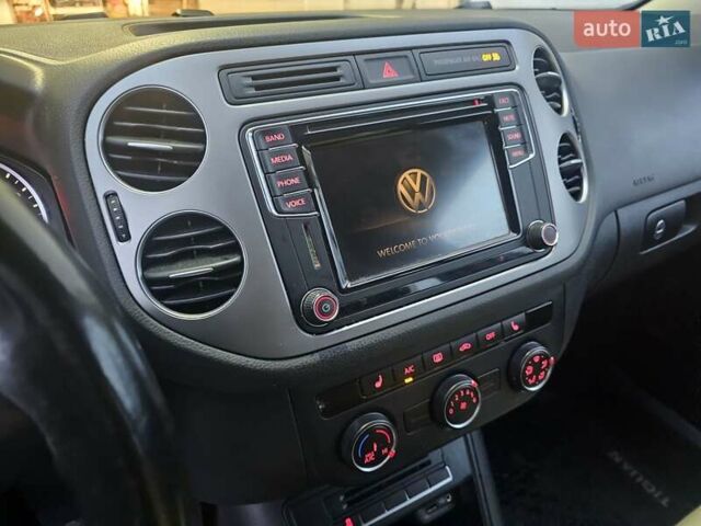 Синий Фольксваген Тигуан, объемом двигателя 2 л и пробегом 152 тыс. км за 10700 $, фото 23 на Automoto.ua