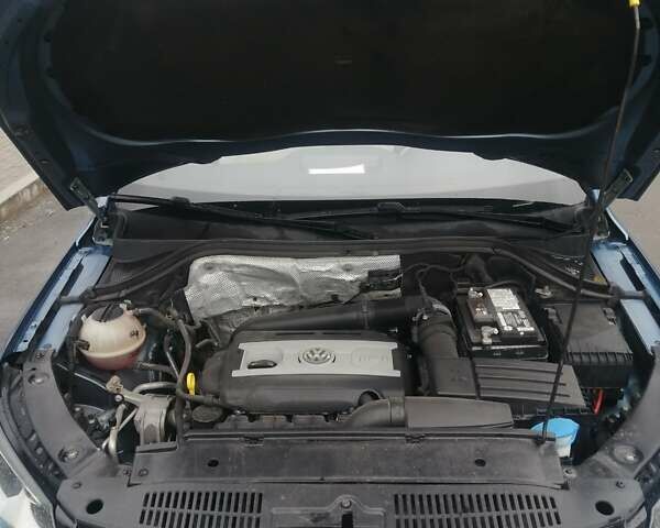 Синий Фольксваген Тигуан, объемом двигателя 1.98 л и пробегом 185 тыс. км за 12900 $, фото 18 на Automoto.ua