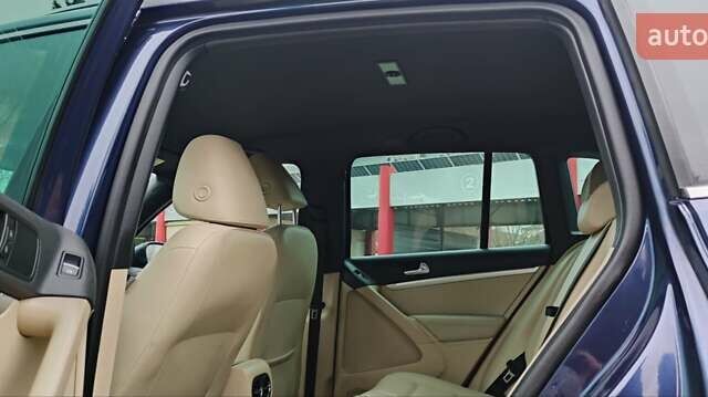 Синий Фольксваген Тигуан, объемом двигателя 2 л и пробегом 129 тыс. км за 12700 $, фото 56 на Automoto.ua