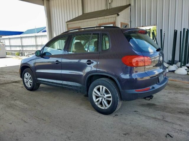 Синий Фольксваген Тигуан, объемом двигателя 2 л и пробегом 130 тыс. км за 9600 $, фото 3 на Automoto.ua