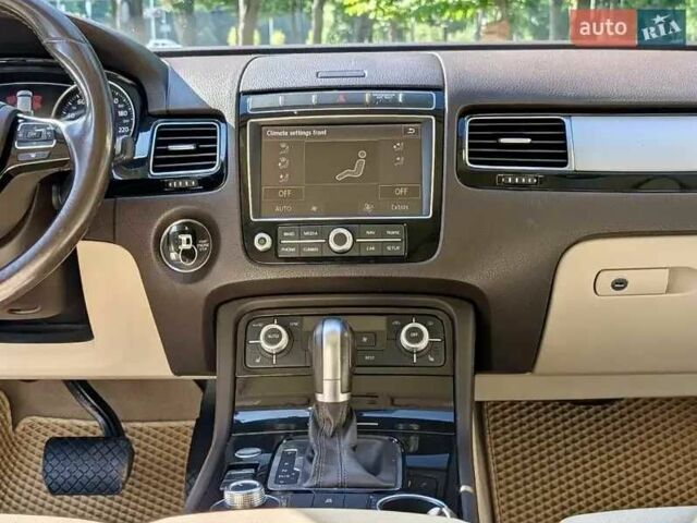 Синій Фольксваген Тігуан, об'ємом двигуна 3.6 л та пробігом 112 тис. км за 19850 $, фото 12 на Automoto.ua