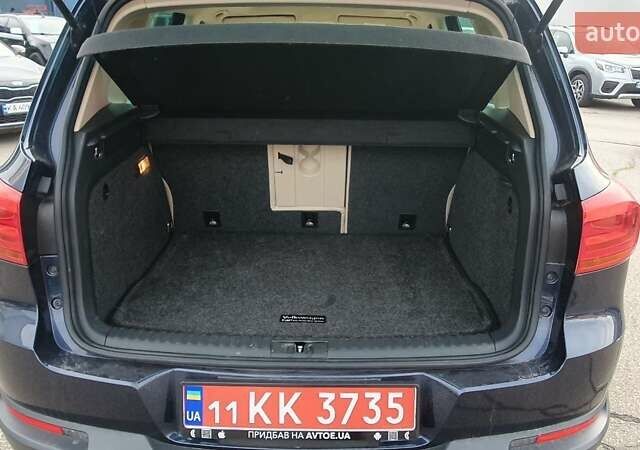 Синий Фольксваген Тигуан, объемом двигателя 2 л и пробегом 134 тыс. км за 12500 $, фото 13 на Automoto.ua