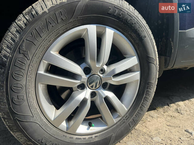 Синий Фольксваген Тигуан, объемом двигателя 1.98 л и пробегом 212 тыс. км за 13200 $, фото 11 на Automoto.ua