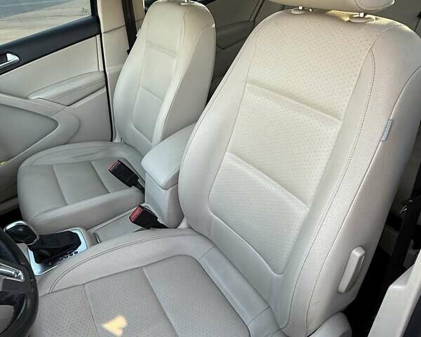 Синий Фольксваген Тигуан, объемом двигателя 1.98 л и пробегом 167 тыс. км за 12700 $, фото 10 на Automoto.ua