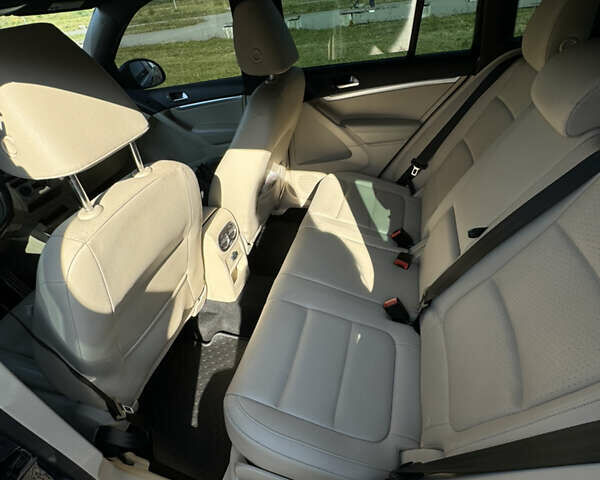 Синий Фольксваген Тигуан, объемом двигателя 2 л и пробегом 91 тыс. км за 16200 $, фото 9 на Automoto.ua