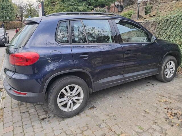 Синій Фольксваген Тігуан, об'ємом двигуна 2 л та пробігом 144 тис. км за 13800 $, фото 2 на Automoto.ua