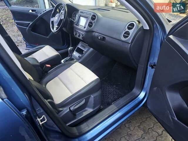 Синий Фольксваген Тигуан, объемом двигателя 2 л и пробегом 152 тыс. км за 10700 $, фото 28 на Automoto.ua