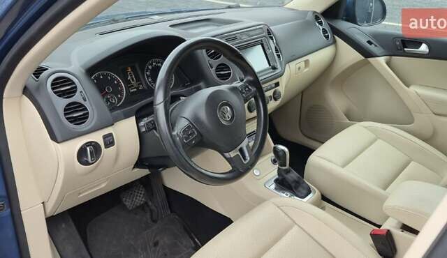 Синий Фольксваген Тигуан, объемом двигателя 1.98 л и пробегом 188 тыс. км за 12600 $, фото 3 на Automoto.ua