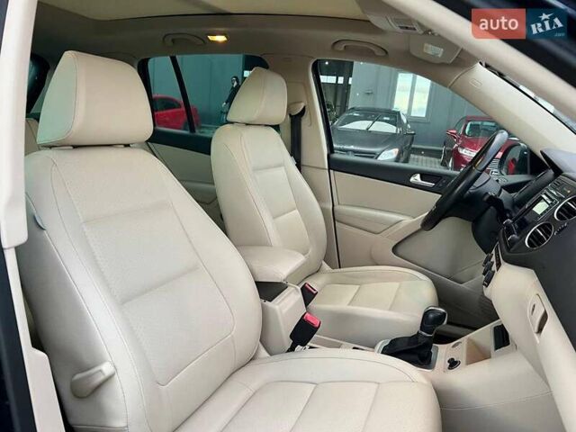 Синий Фольксваген Тигуан, объемом двигателя 2 л и пробегом 191 тыс. км за 14490 $, фото 39 на Automoto.ua