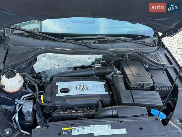 Синий Фольксваген Тигуан, объемом двигателя 2 л и пробегом 129 тыс. км за 14100 $, фото 40 на Automoto.ua