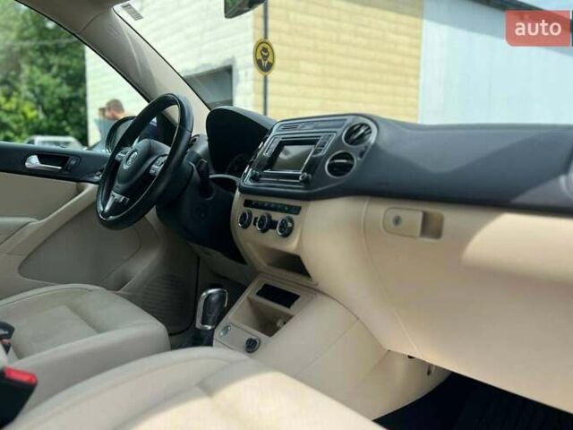 Синій Фольксваген Тігуан, об'ємом двигуна 2 л та пробігом 129 тис. км за 14500 $, фото 20 на Automoto.ua