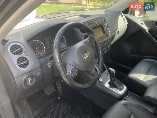 Синій Фольксваген Тігуан, об'ємом двигуна 2 л та пробігом 286 тис. км за 9500 $, фото 6 на Automoto.ua
