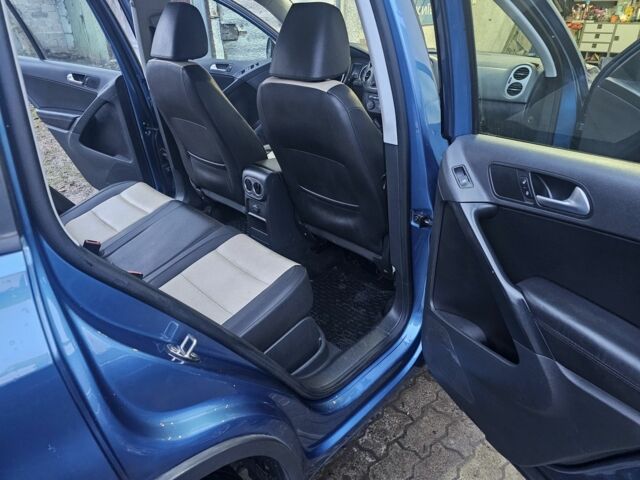 Синій Фольксваген Тігуан, об'ємом двигуна 2 л та пробігом 151 тис. км за 10600 $, фото 6 на Automoto.ua