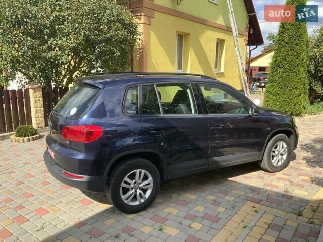 Синій Фольксваген Тігуан, об'ємом двигуна 2 л та пробігом 286 тис. км за 9500 $, фото 5 на Automoto.ua