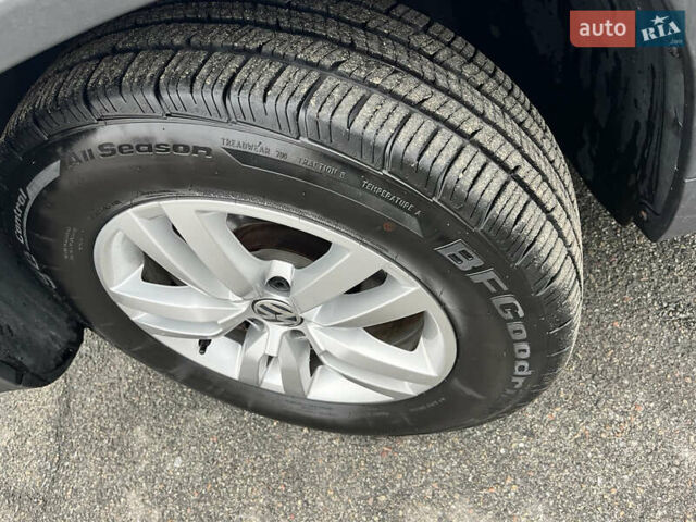 Синий Фольксваген Тигуан, объемом двигателя 1.98 л и пробегом 90 тыс. км за 13000 $, фото 48 на Automoto.ua