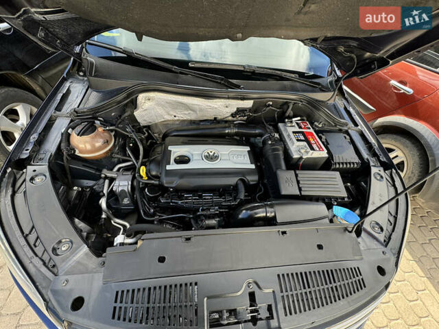 Синий Фольксваген Тигуан, объемом двигателя 2 л и пробегом 91 тыс. км за 16200 $, фото 2 на Automoto.ua