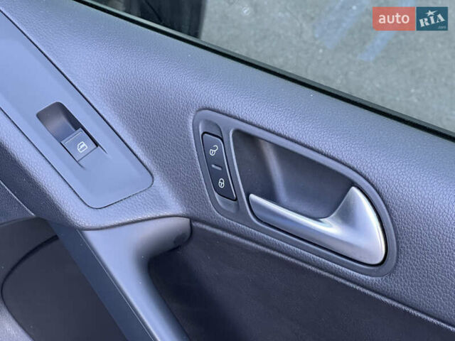 Синий Фольксваген Тигуан, объемом двигателя 1.98 л и пробегом 136 тыс. км за 14500 $, фото 54 на Automoto.ua