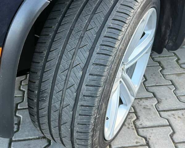 Синий Фольксваген Тигуан, объемом двигателя 2 л и пробегом 129 тыс. км за 14100 $, фото 18 на Automoto.ua