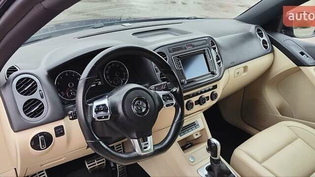 Синий Фольксваген Тигуан, объемом двигателя 2 л и пробегом 129 тыс. км за 12700 $, фото 41 на Automoto.ua