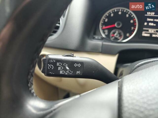 Синий Фольксваген Тигуан, объемом двигателя 1.98 л и пробегом 95 тыс. км за 12500 $, фото 30 на Automoto.ua