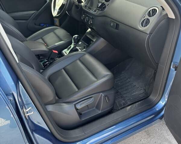 Синий Фольксваген Тигуан, объемом двигателя 1.98 л и пробегом 97 тыс. км за 16000 $, фото 4 на Automoto.ua