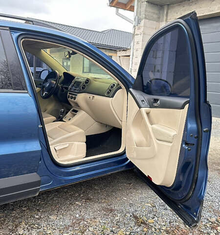 Синій Фольксваген Тігуан, об'ємом двигуна 1.98 л та пробігом 128 тис. км за 14300 $, фото 4 на Automoto.ua