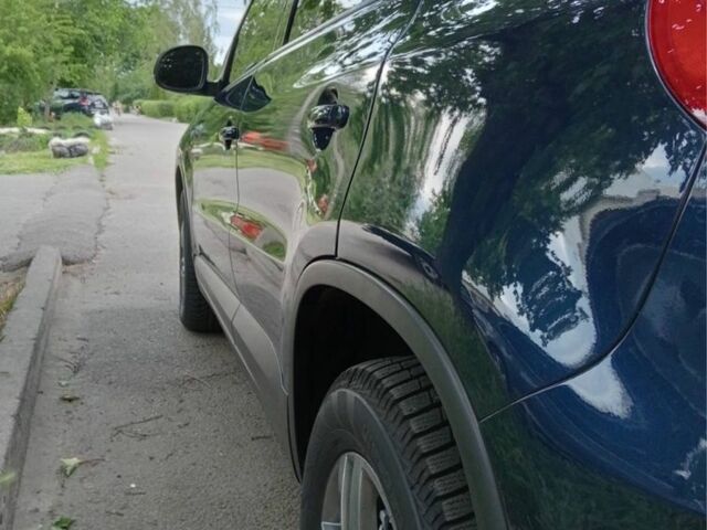 Синий Фольксваген Тигуан, объемом двигателя 2 л и пробегом 66 тыс. км за 12200 $, фото 3 на Automoto.ua