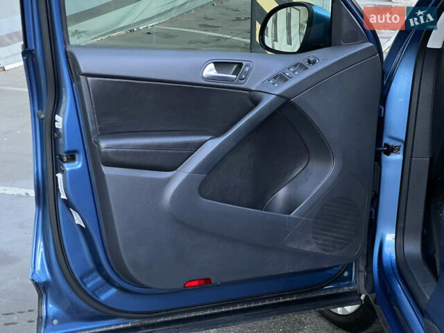 Синий Фольксваген Тигуан, объемом двигателя 1.98 л и пробегом 136 тыс. км за 14500 $, фото 26 на Automoto.ua