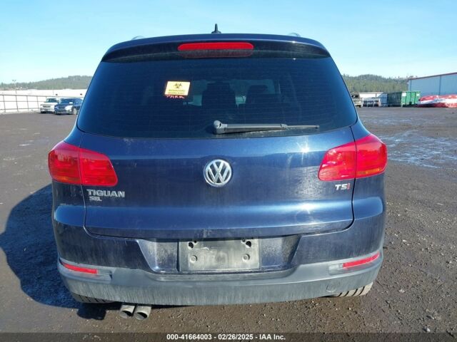 Синий Фольксваген Тигуан, объемом двигателя 2 л и пробегом 140 тыс. км за 9350 $, фото 4 на Automoto.ua