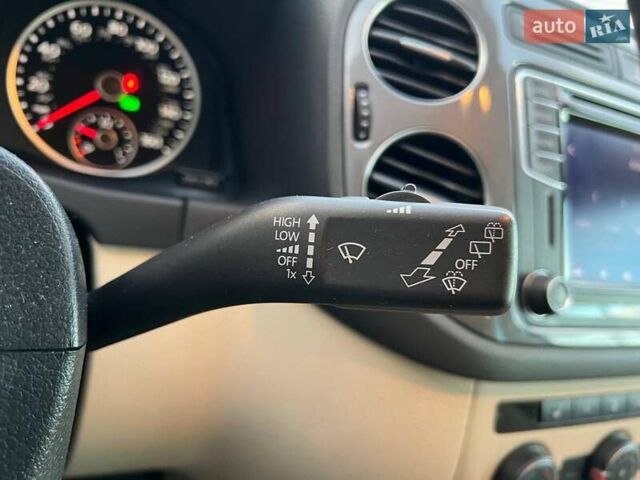 Синий Фольксваген Тигуан, объемом двигателя 2 л и пробегом 191 тыс. км за 14490 $, фото 24 на Automoto.ua