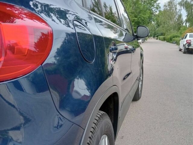 Синий Фольксваген Тигуан, объемом двигателя 2 л и пробегом 66 тыс. км за 12200 $, фото 4 на Automoto.ua