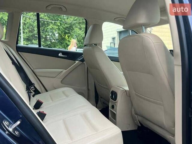 Синій Фольксваген Тігуан, об'ємом двигуна 2 л та пробігом 129 тис. км за 14500 $, фото 27 на Automoto.ua