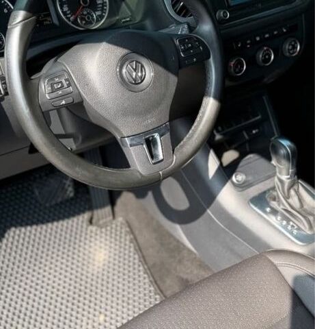 Синий Фольксваген Тигуан, объемом двигателя 2 л и пробегом 66 тыс. км за 12200 $, фото 17 на Automoto.ua