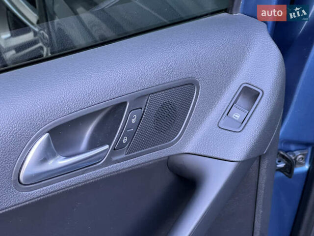 Синий Фольксваген Тигуан, объемом двигателя 1.98 л и пробегом 136 тыс. км за 14500 $, фото 42 на Automoto.ua