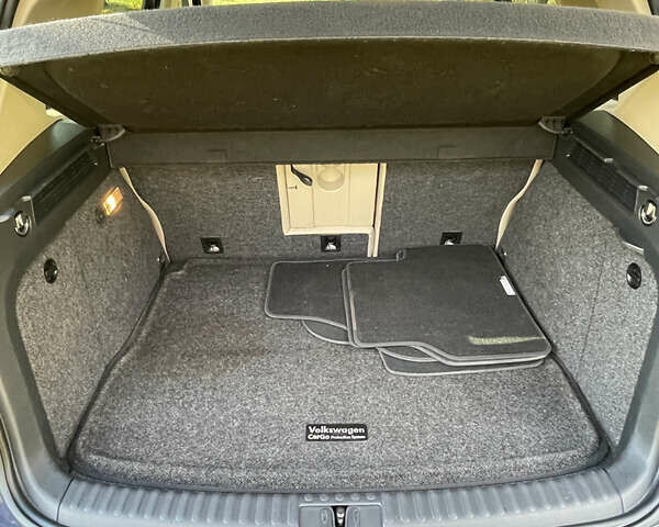 Синий Фольксваген Тигуан, объемом двигателя 1.98 л и пробегом 159 тыс. км за 13500 $, фото 15 на Automoto.ua