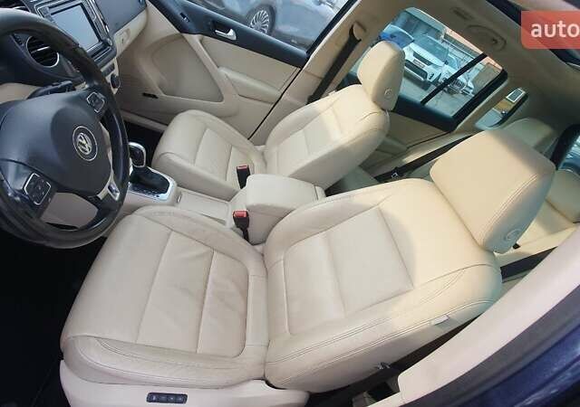 Синий Фольксваген Тигуан, объемом двигателя 2 л и пробегом 134 тыс. км за 12500 $, фото 10 на Automoto.ua