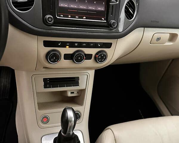 Синий Фольксваген Тигуан, объемом двигателя 1.98 л и пробегом 167 тыс. км за 14300 $, фото 42 на Automoto.ua