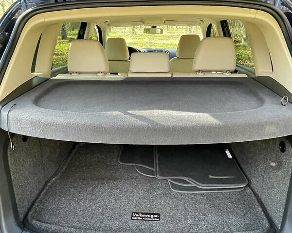 Синий Фольксваген Тигуан, объемом двигателя 1.98 л и пробегом 159 тыс. км за 13500 $, фото 16 на Automoto.ua