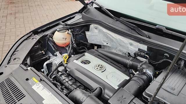 Синий Фольксваген Тигуан, объемом двигателя 2 л и пробегом 129 тыс. км за 12700 $, фото 60 на Automoto.ua