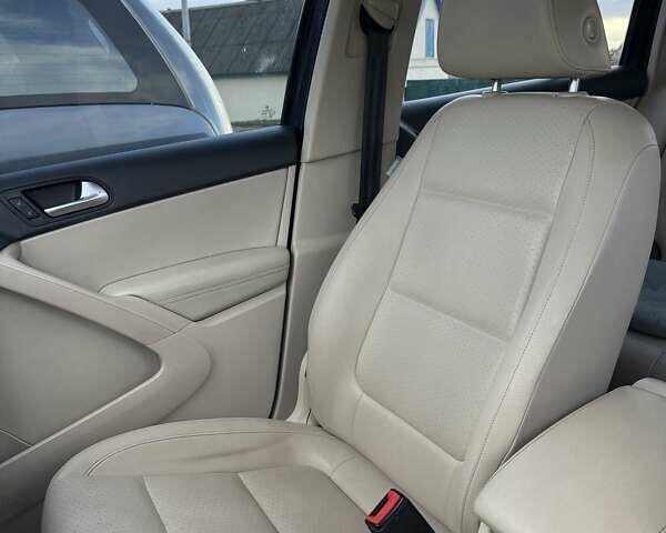 Синий Фольксваген Тигуан, объемом двигателя 1.98 л и пробегом 167 тыс. км за 12700 $, фото 13 на Automoto.ua