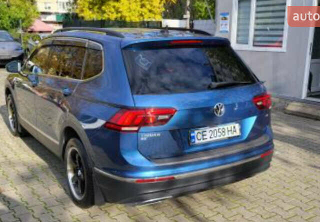 Синій Фольксваген Тігуан, об'ємом двигуна 1.98 л та пробігом 124 тис. км за 16000 $, фото 3 на Automoto.ua