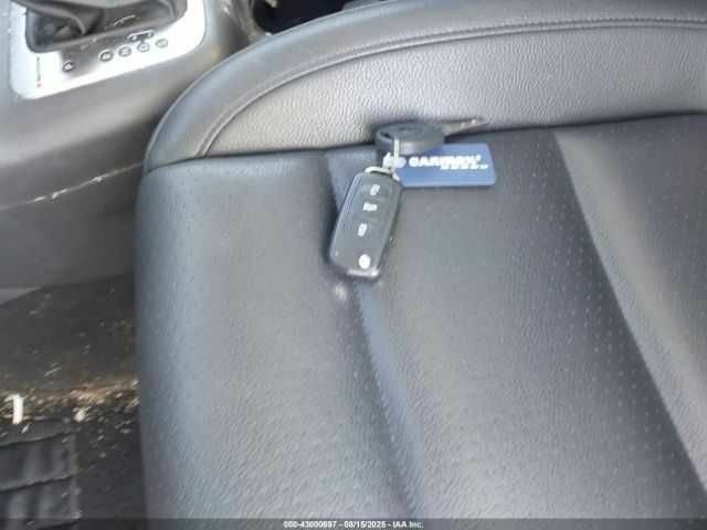 Синий Фольксваген Тигуан, объемом двигателя 2 л и пробегом 63 тыс. км за 1800 $, фото 10 на Automoto.ua