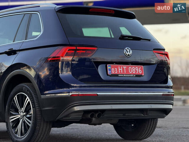 Синий Фольксваген Тигуан, объемом двигателя 2 л и пробегом 253 тыс. км за 22500 $, фото 23 на Automoto.ua