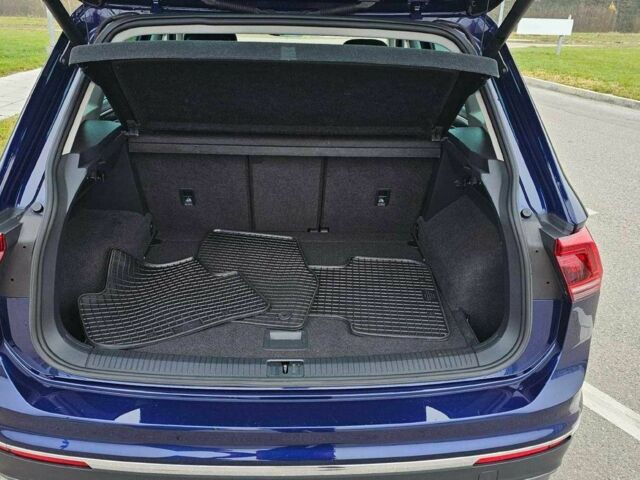 Синий Фольксваген Тигуан, объемом двигателя 0 л и пробегом 107 тыс. км за 8750 $, фото 10 на Automoto.ua