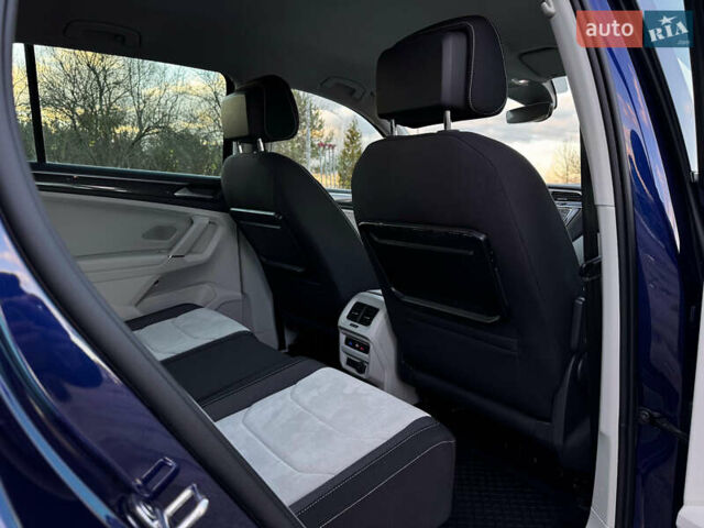 Синий Фольксваген Тигуан, объемом двигателя 2 л и пробегом 253 тыс. км за 22500 $, фото 42 на Automoto.ua