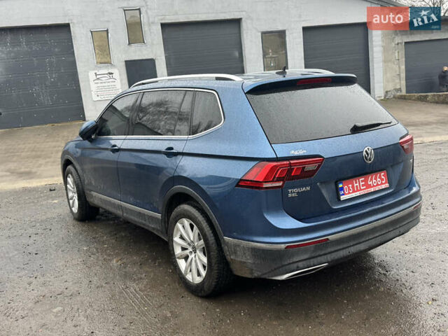 Синий Фольксваген Тигуан, объемом двигателя 0 л и пробегом 102 тыс. км за 19999 $, фото 2 на Automoto.ua