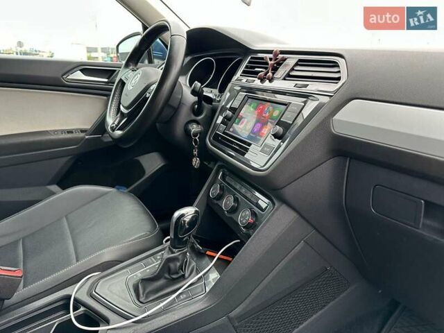 Синій Фольксваген Тігуан, об'ємом двигуна 1.98 л та пробігом 210 тис. км за 15400 $, фото 46 на Automoto.ua
